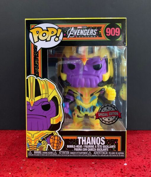 Funko Pop Figura Avengers Thanos Black Light 909