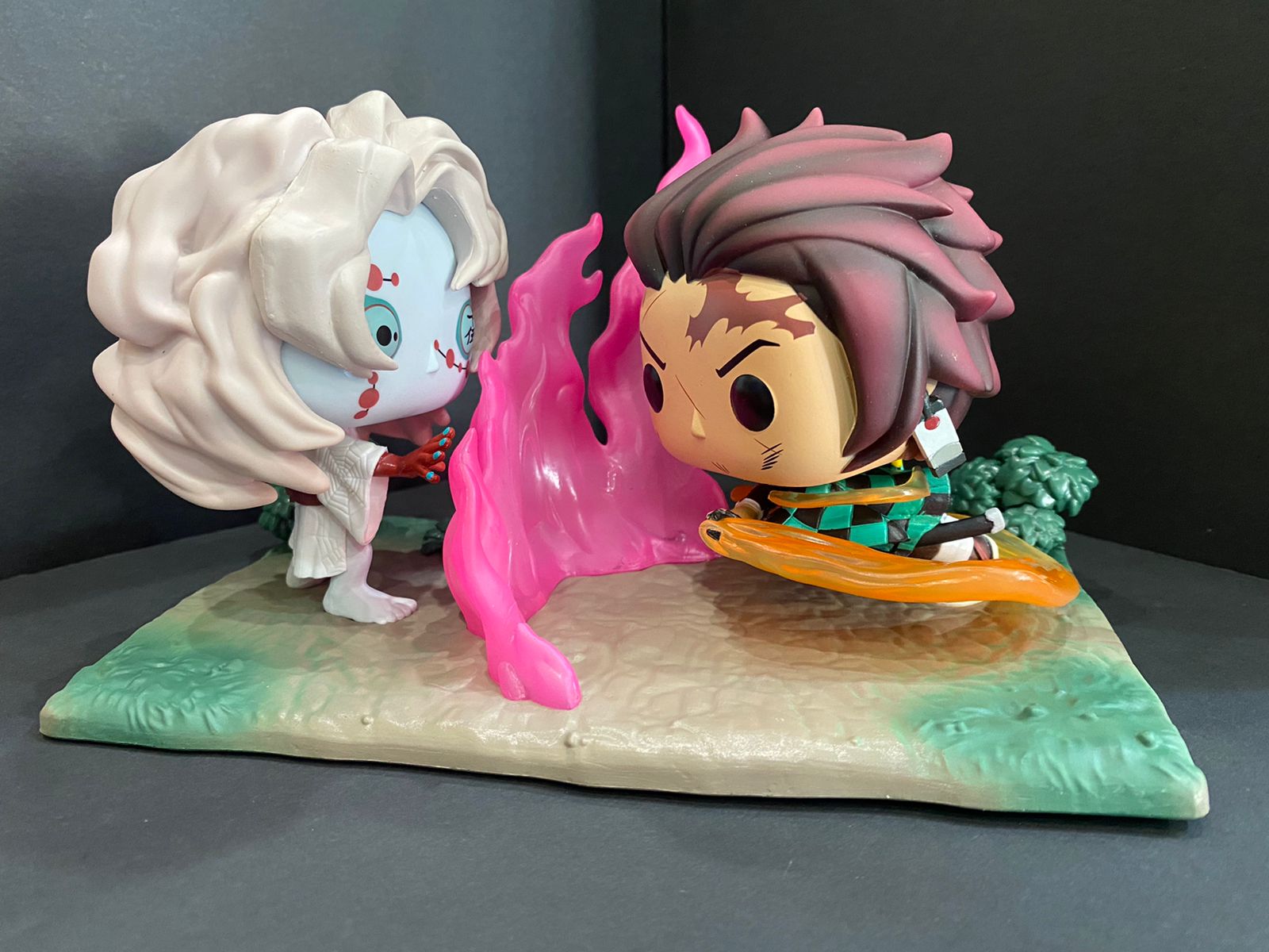 Funko Pop Figura Demon Slayer Tanjiro vs Rui 1034 – GameStation