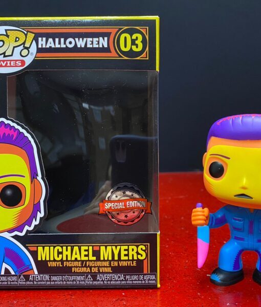 Funko Pop Figura Michael Myers Blacklight 03