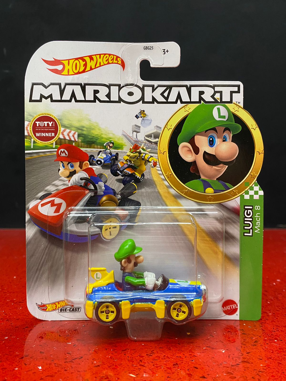 Hot Wheels Mario Kart LUIGI Mach 8 – GameStation